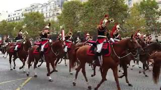 French Cavalry 프랑스 기마대 호위행렬 카퍼레이드 [upl. by Yeclek881]