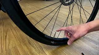 How to Use a Presta Valve to Fill Your BicycleTires [upl. by Phiona]