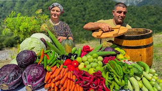 Storing and Cooking Vegetables according to the Old Rustic Method in a Barrel [upl. by Adnylg]