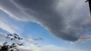 Timelapse  Stratocumulus lenticularis Nuages Carpentras 84 [upl. by Laws374]