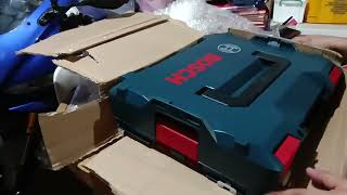 Bosch LBoxx 102 Carrying Case Unboxing [upl. by Ebanreb]