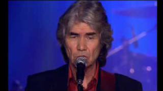 Daniel Guichard  Prendsmoi dans tes bras Live 2005 [upl. by Kcirdot]