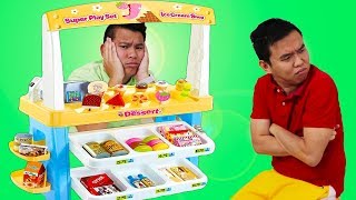 Funny Uncles amp Auntie Pretend Play w Ice Cream Shop Kids Toys [upl. by Silohcin]