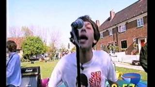 Shed Seven  Bully Boy  Big Breakfast 1996 [upl. by Llenehs223]