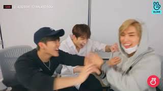 3RACHA listening to WOW on 찬이의 quot방quot 🐺 Ep 52 [upl. by Noj]