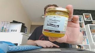 Hot Sauce Review Lekker Bekkie  MadameJeanette Piccalilly with English Subtitles [upl. by Halueb405]