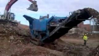 Powerscreen Pegson XR400 Jaw Crusher [upl. by Roanna]