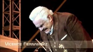 VICENTE FERNANDEZ Y su Cancion de DespedidaEL ULTIMO REY SE VA [upl. by Annahael]