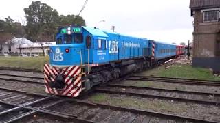 7764 por cruce a nivel entre LBS y LGR 10072017 [upl. by Potter]