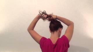 Faire un chignon facile  Coiffure rapide [upl. by Brookhouse902]