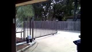 Aleko AC1500 Gate Opener [upl. by Ferris]