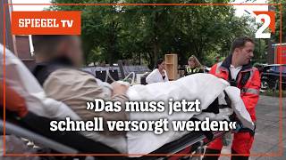 Die Helden der Hamburger Feuerwehr Löschen retten bergen 22  SPIEGEL TV [upl. by Billie]