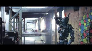 Chappie destruye a Hugh Jackman y luego sale como un G  Chappie  Clip en Español [upl. by Enomis]