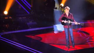 Chant traditionnel – Psaume de David  Battista Acquaviva  The Voice France 2015  Blind Audition [upl. by Oribella299]