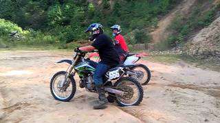 CR125 vs KX250 Race [upl. by Fanchon]