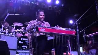 Robert Randolph And His New Mullen Pedal Steel Guitar [upl. by Naehgem]