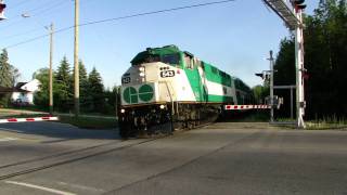 GO 543 at Painswick Ontario [upl. by Nnayecats81]