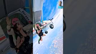 skydiving musicsong skydivingpics adventure skyjump skydivevibes love flying travel viral [upl. by Melnick]