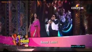 Shreya Ghoshal Mirchi Music Awards Performance HD [upl. by Anytsyrk]