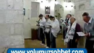 NAMAZ KILAN YAHUDİLERmp4 [upl. by Ayahsal]