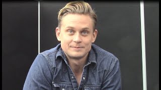 Tell Me a Story  Billy Magnussen Interview NYCC [upl. by Aneba]