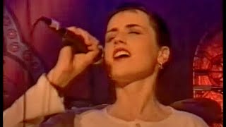 The Cranberries  Live Glasgow 1993 The Best Version [upl. by Rie753]