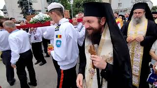 Ajunul sărbătorii de Sfântul Ilie Procesiune religioasă desfășurată la Fălticeni [upl. by Earehs]