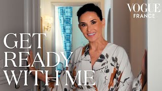 Demi Moore se prépare pour la soirée de l’amfAR à Cannes  Vogue France [upl. by Ivad568]