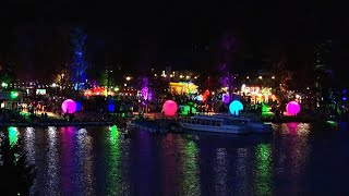 Nächtliche Uferpromenade in Titisee beim Seenachtsfest 2024  Blick vom Bühlberg  Hochschwarzwald [upl. by Enyt]