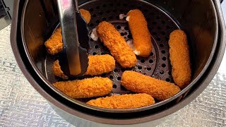 Air Fryer Frozen Mozzarella Sticks Recipe  Crispy On The Outside Gooey On The Inside AMAZING [upl. by Soilisav]