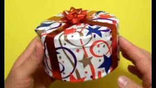 HOW TO WRAP A CIRCULAR GIFT [upl. by Ailices]