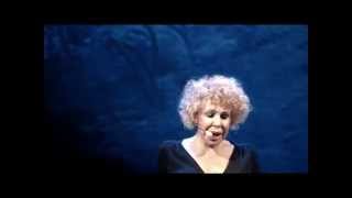 Ornella Vanoni  Non andare via live 18122014 [upl. by Magner]