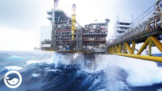 Life amp work in Extreme Conditions This is Why Offshore Oil Rig Workers Earn So much Money [upl. by Leiand]