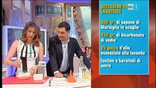 Autoproduzione detersivi per bucato a mano e lavatrice Lucia Cuffaro Unomattina in Famiglia Rai 1 [upl. by Khajeh]