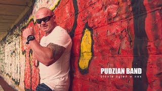 Pudzian Band  Płonie ogień w nas Official Video 2014 [upl. by Collbaith]