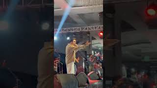 Farhan Saeed 🎤👑 Live Singing  Yeh Jo Halka Halka Suroor Hai [upl. by Dnalor]