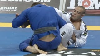 Leonardo Saggioro VS Osvaldo quotQueixinhoquot Moizinho  World Championship 2012 [upl. by Nivak]