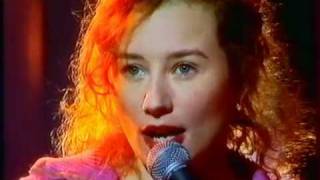 TORI AMOS Doughnut song FRENCH TV 1996 [upl. by Lodmilla]