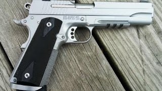 Unboxing the Sig Sauer 1911 Stainless Rail [upl. by Mattah50]