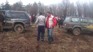 Dzipijada Blace 2014 Nissan terrano vs grand cherokee 40 [upl. by Amees]