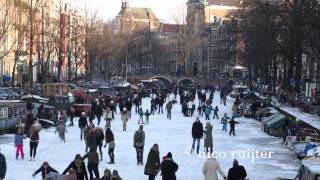 Nederland Schaatsen op de Amsterdamse grachten [upl. by Odidnac]