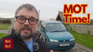 How to change a number plate bulb on a citroen berlingo [upl. by Christos]