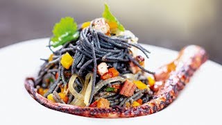 Paste din fasole neagra cu caracatita Black Bean Pasta with Octopus Recipe [upl. by Aneg537]