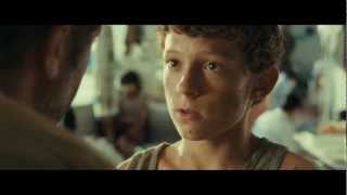 Paradisul Spulberat Lo imposible Trailer [upl. by Sadoff]