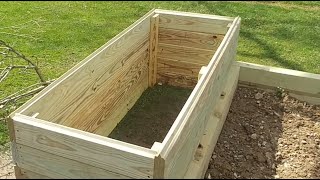 How To Build A Compost Worm Farm Bin [upl. by Brandwein11]