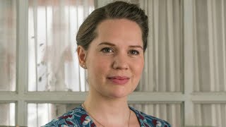 Amanda fra Badehotellet Sådan er mit forhold til tyskerne [upl. by Nahtonoj]