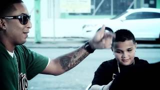 J Alvarez Xavi the Destroyer Ñengo Flow — Caminando por la Calle [upl. by Yllut]