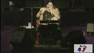 Mercedes Sosa  El tuerto y los ciegos con Charly Garcia [upl. by Wendie]