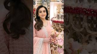 नीता अंबानी अपने बैग पर हीरे क्यों लगवाती है Nita Ambani Luxury Lifestyle mukeshambani nitaambani [upl. by Eitsim]