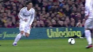 Mesut Özil Terrific Shot against Barça [upl. by Tori]